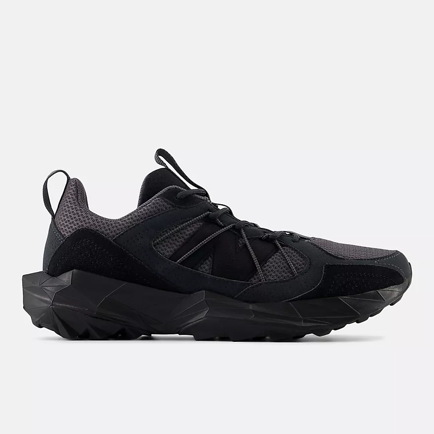 New Balance Tektrel — Black