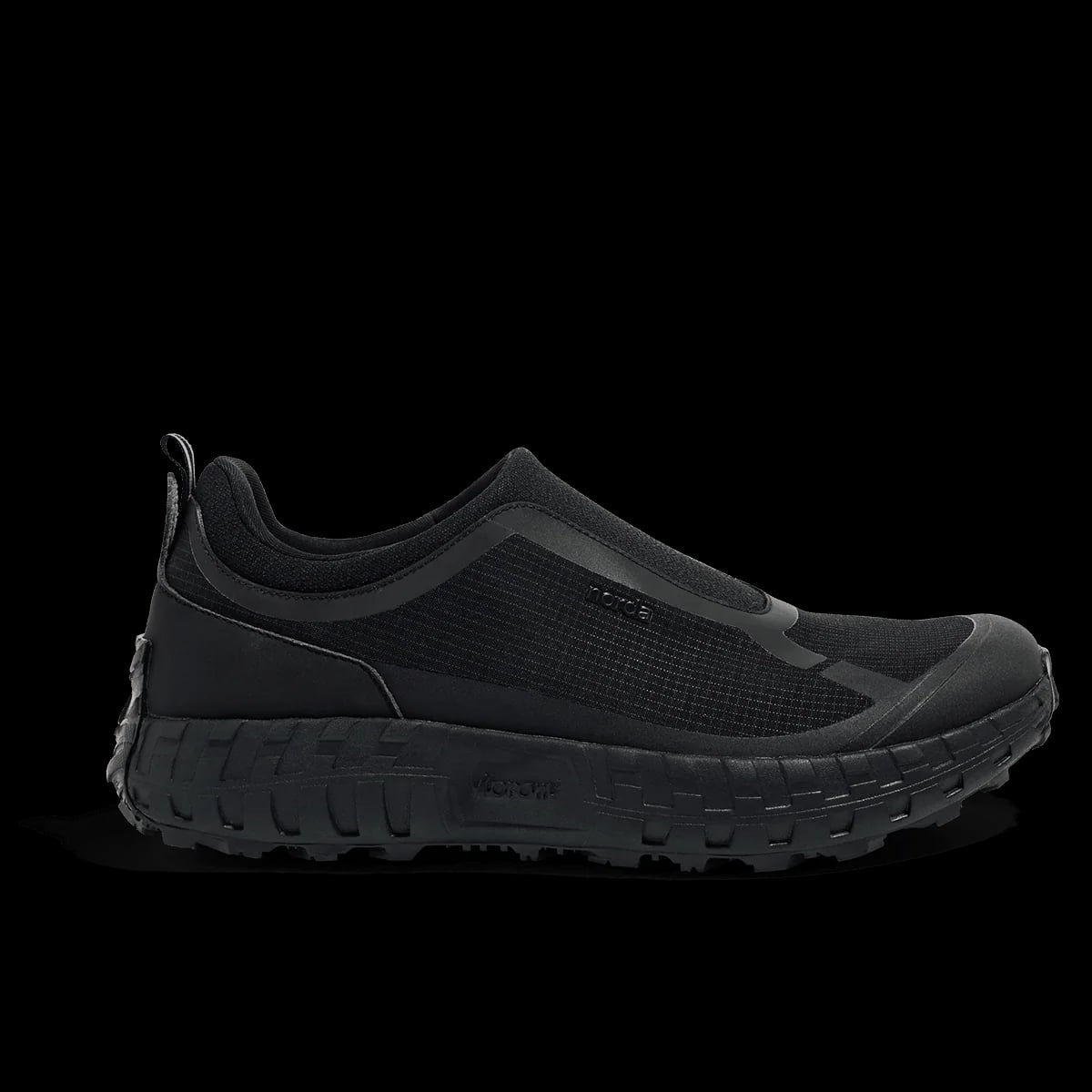 Norda 003 — Black